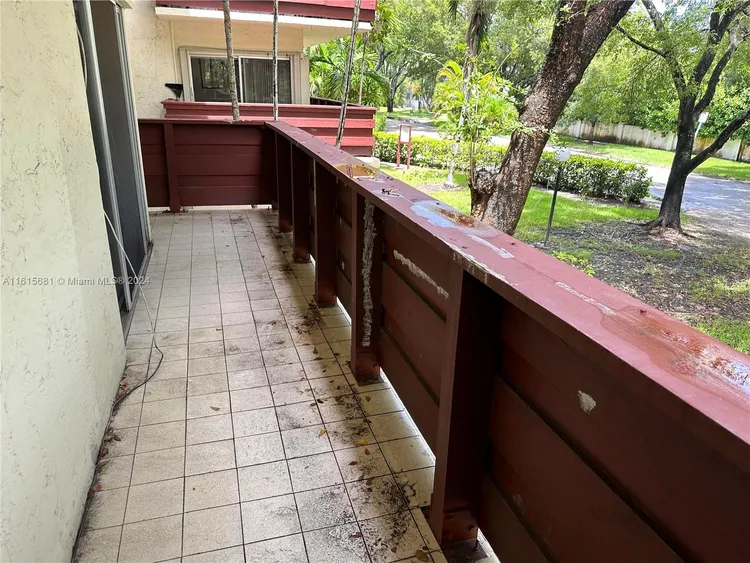 Villa Capri #212 image #10