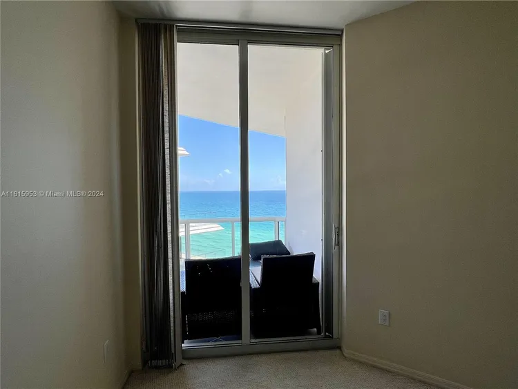 Mirage #12C image #28