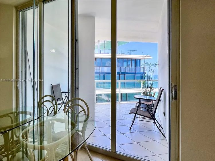 Mirage #12C image #33