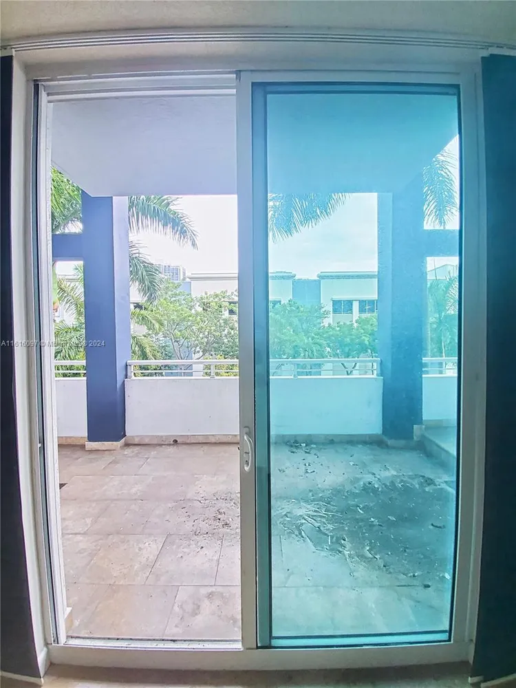 1800 Biscayne Plaza #203 image #38