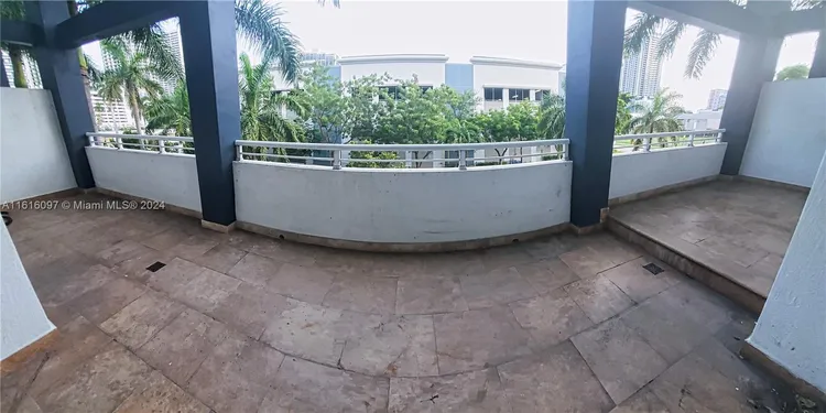 1800 Biscayne Plaza #203 image #45