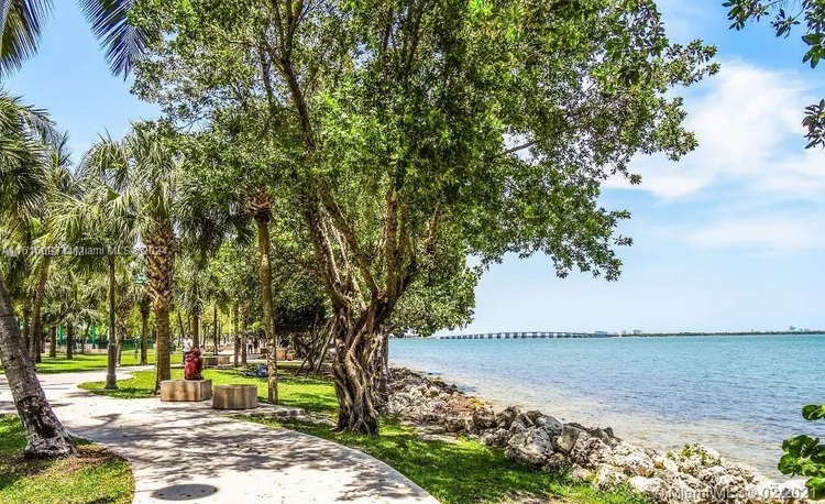 1800 Biscayne Plaza #203 image #55