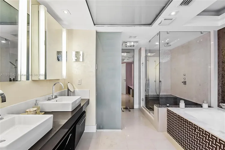 Jade Ocean #4201 image #21