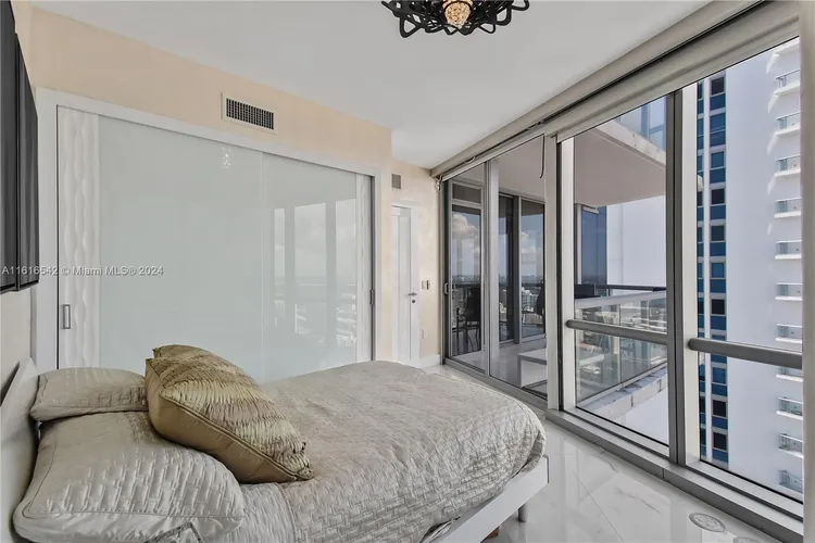 Jade Ocean #4201 image #26