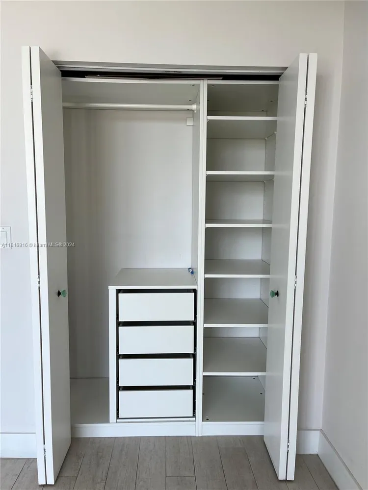 Axis #1401-S image #19