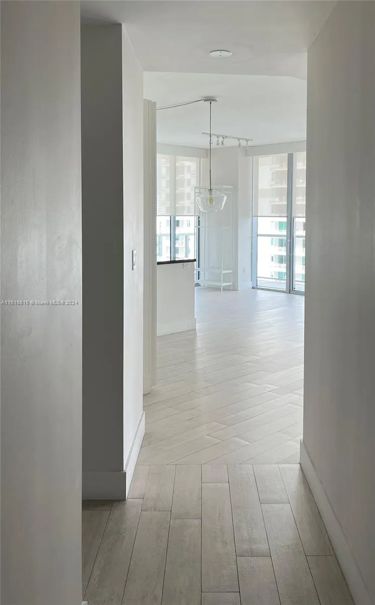 Axis #1401-S image #24