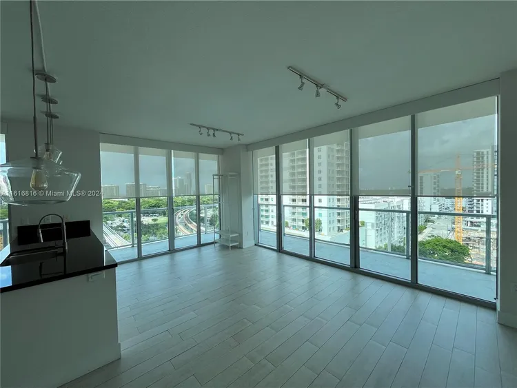 Axis #1401-S image #33