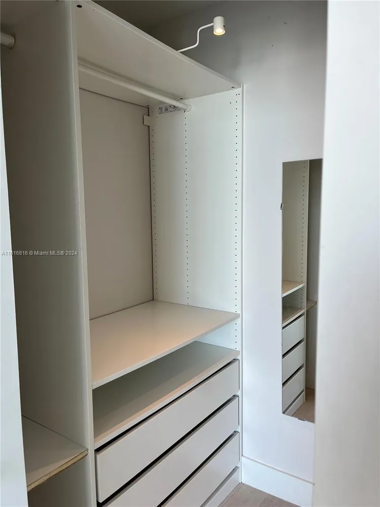 Axis #1401-S image #37