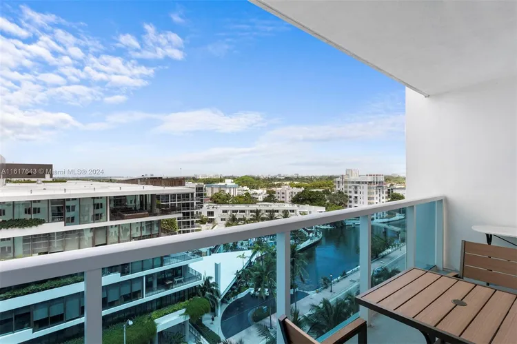 Roney Palace #929 image #16