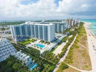 Roney Palace #929 image #24