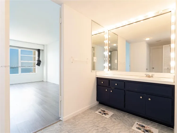 The Jockey Club I #1510 image #13