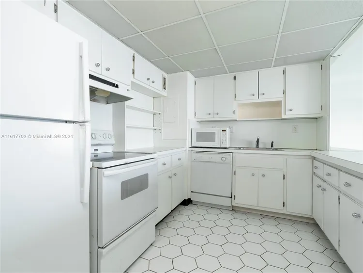 The Jockey Club I #1510 image #7