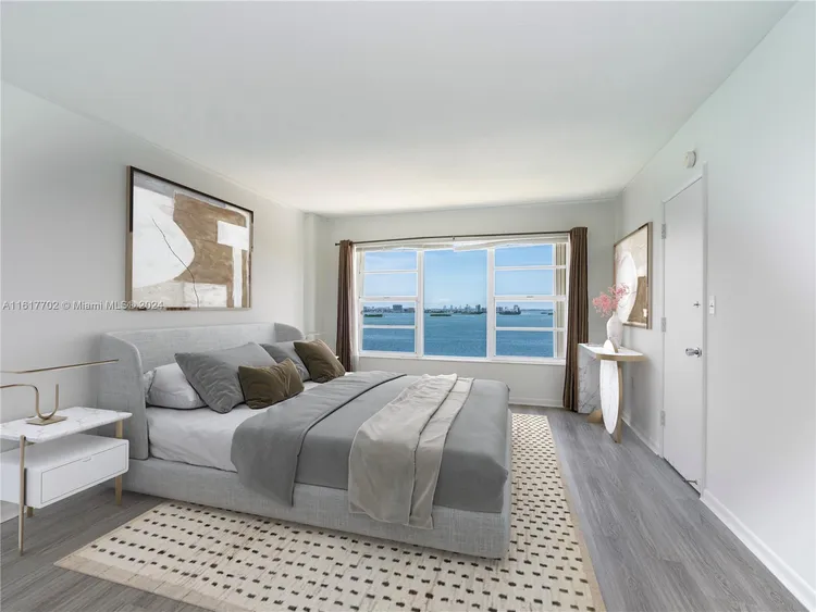 The Jockey Club I #1510 image #9