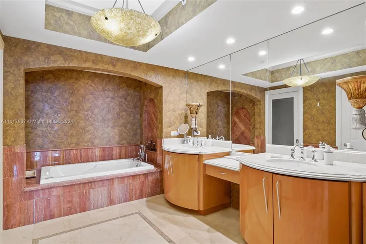 Acqualina #4205 image #24