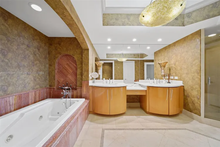 Acqualina #4205 image #26