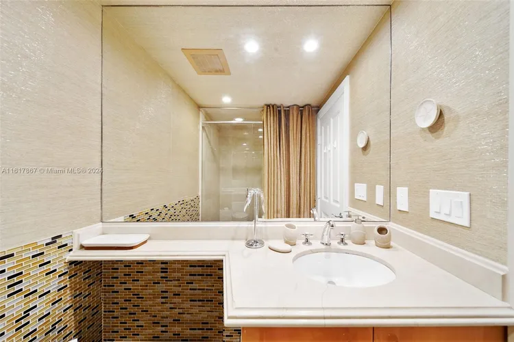 Acqualina #4205 image #35