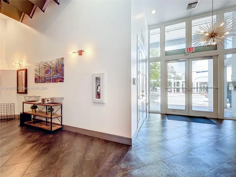 Cocostyle Lofts #408 image #11
