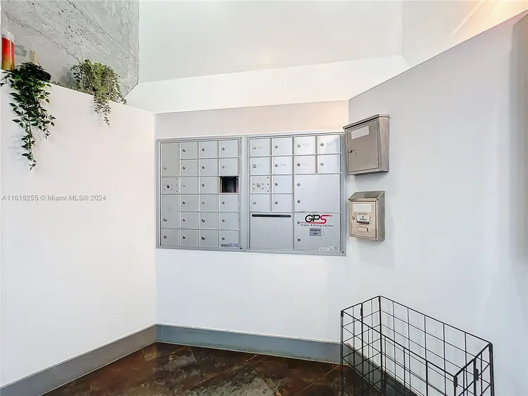 Cocostyle Lofts #408 image #13