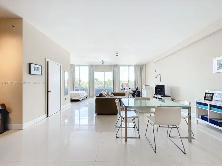 Cocostyle Lofts #408 image #16