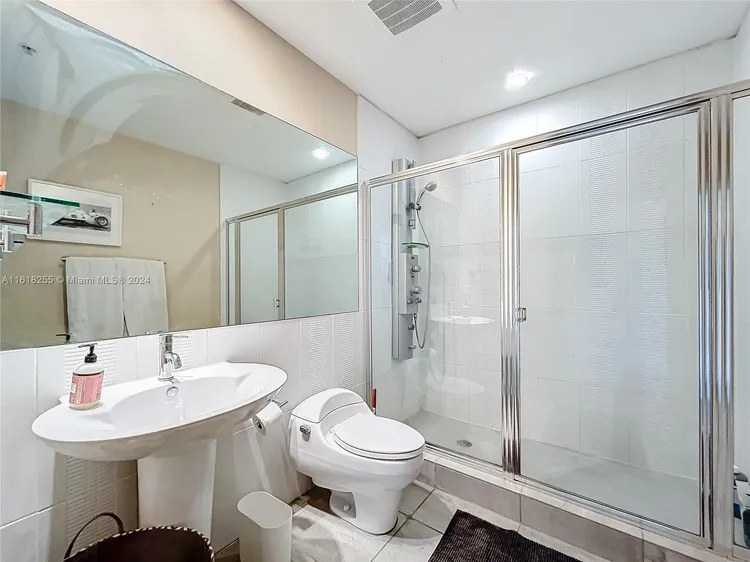 Cocostyle Lofts #408 image #30