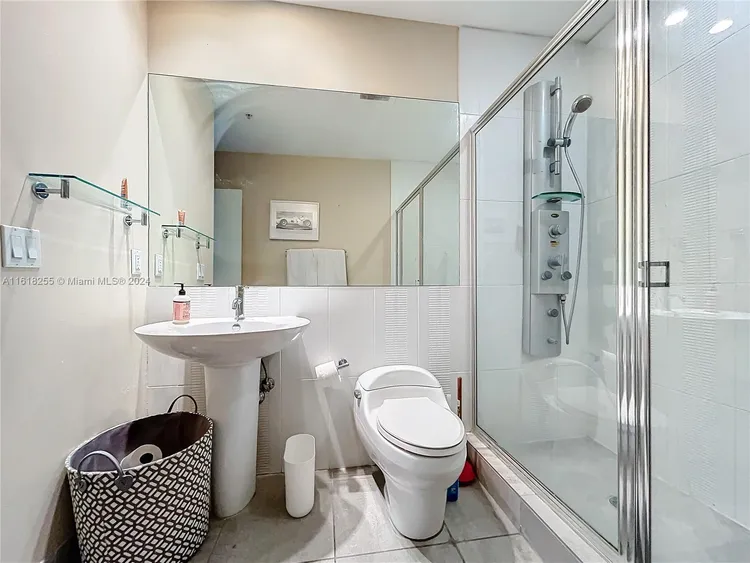 Cocostyle Lofts #408 image #31