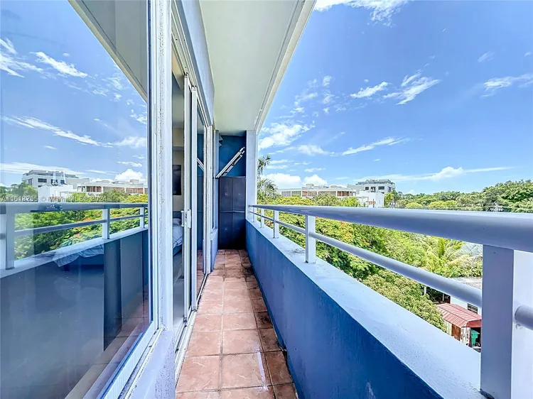 Cocostyle Lofts #408 image #33