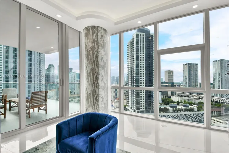 Paramount Miami Worldcenter #2112 image #13