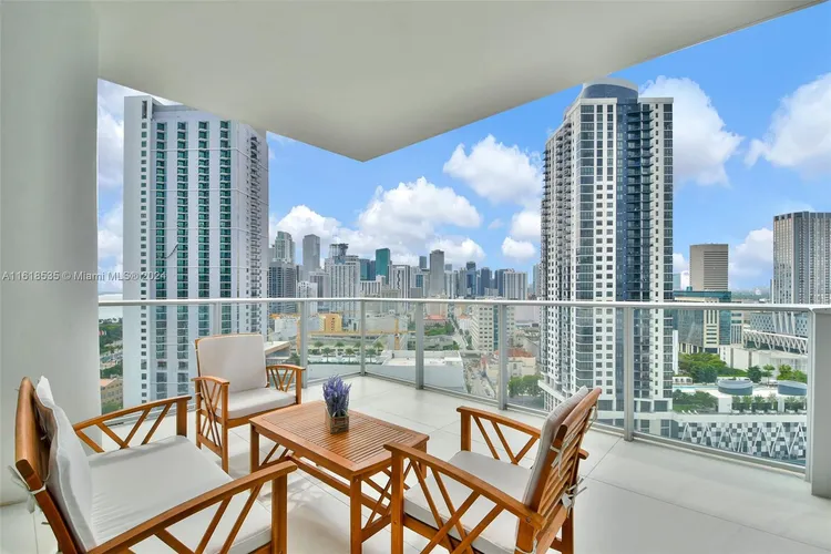 Paramount Miami Worldcenter #2112 image #15