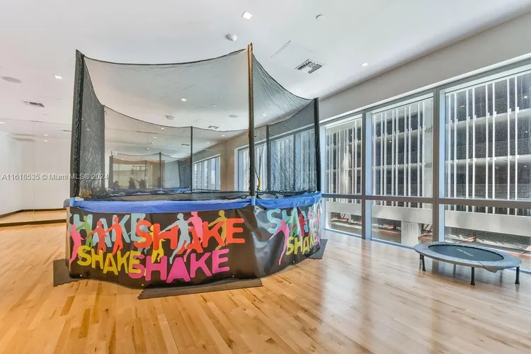 Paramount Miami Worldcenter #2112 image #44