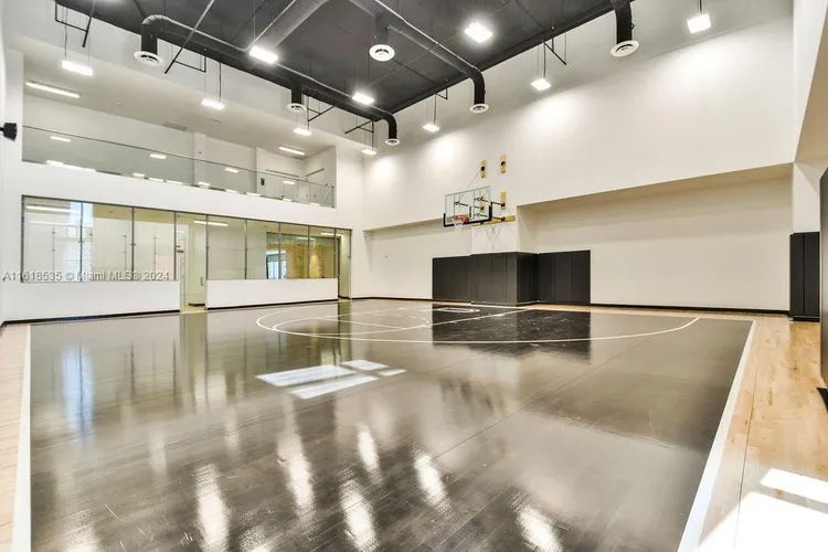 Paramount Miami Worldcenter #2112 image #45