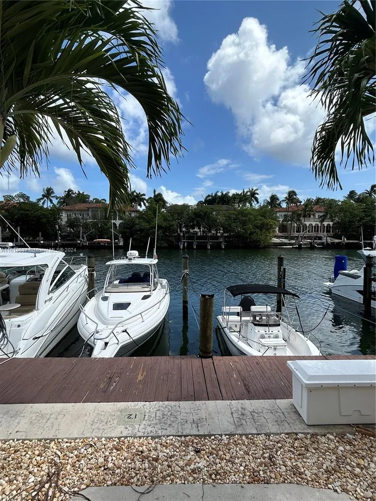 Gables Waterway Towers #116 image #16