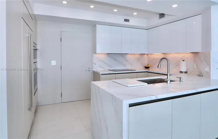 Ocean Palms Hollywood #3205 image #14