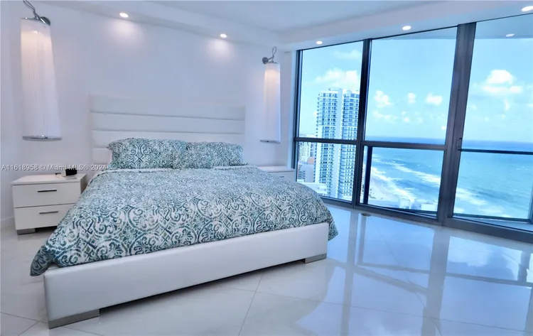 Ocean Palms Hollywood #3205 image #16