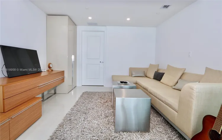 Ocean Palms Hollywood #3205 image #20