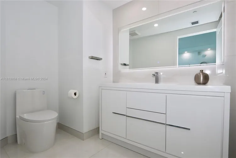 Ocean Palms Hollywood #3205 image #25