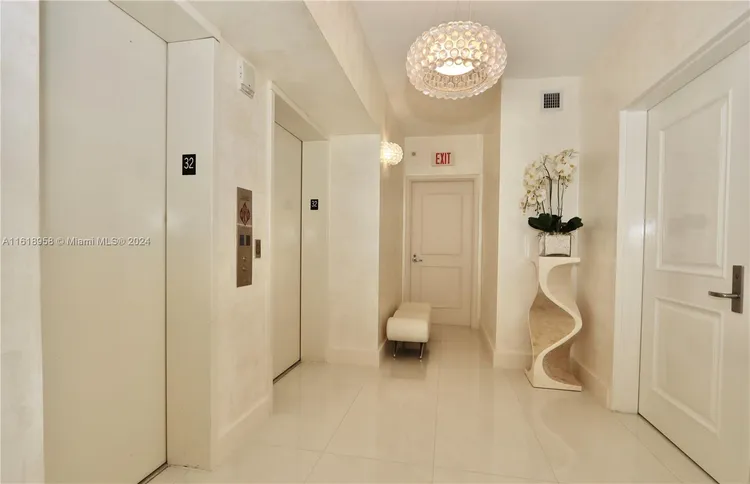 Ocean Palms Hollywood #3205 image #27