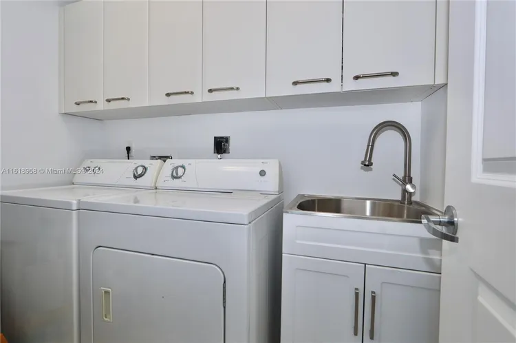 Ocean Palms Hollywood #3205 image #28