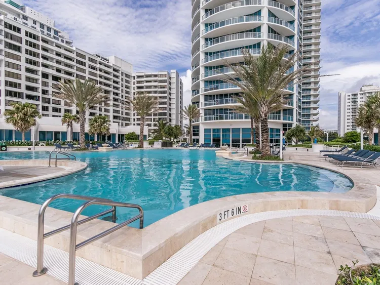 Ocean Palms Hollywood #3205 image #45