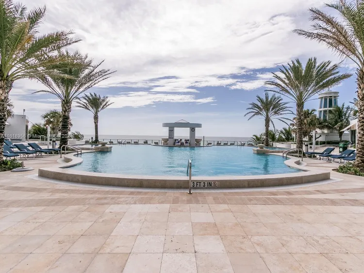 Ocean Palms Hollywood #3205 image #46