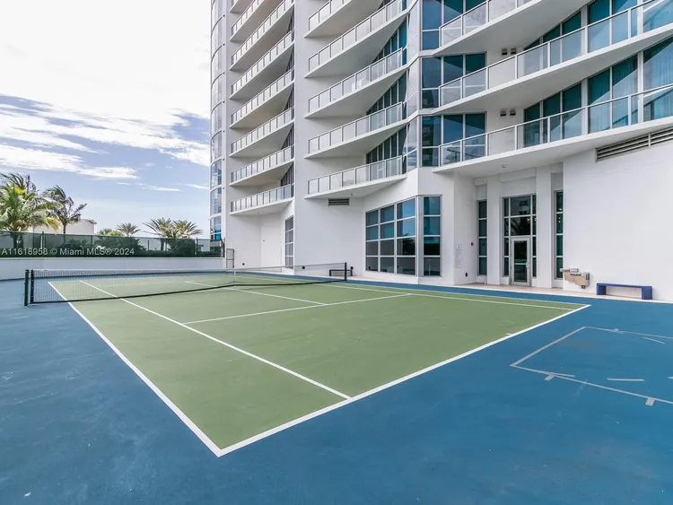 Ocean Palms Hollywood #3205 image #49