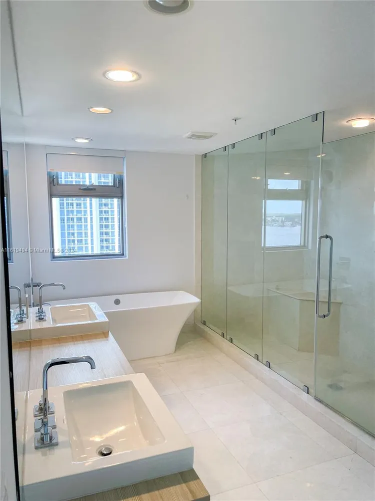 Marina Palms Yacht Club and Residences North Tower #1107 image #19