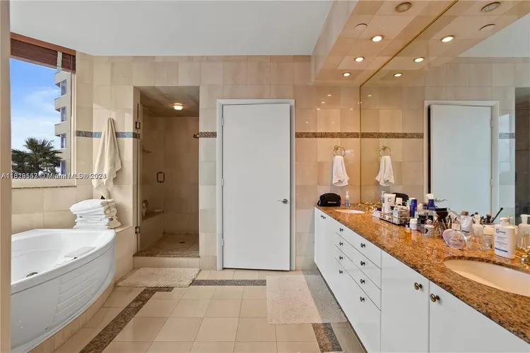 Portofino Tower #605 image #36