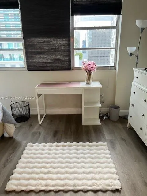 Four Ambassadors #1249 image #11