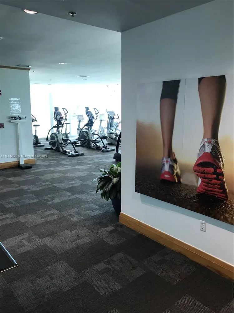 The Mark #608 image #38