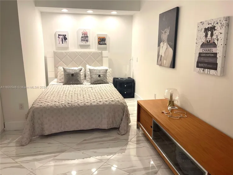 The Beach Club II #1403 image #13