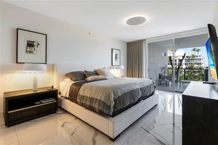 Bijou #602 image #16