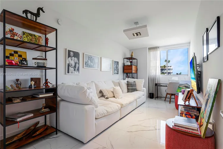 Bijou #602 image #30