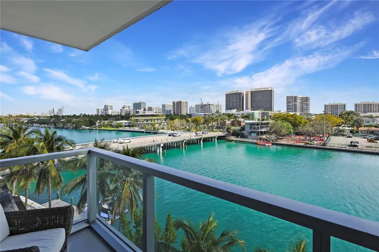 Bijou #602 image #31