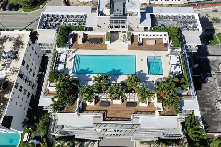 Bijou #602 image #53