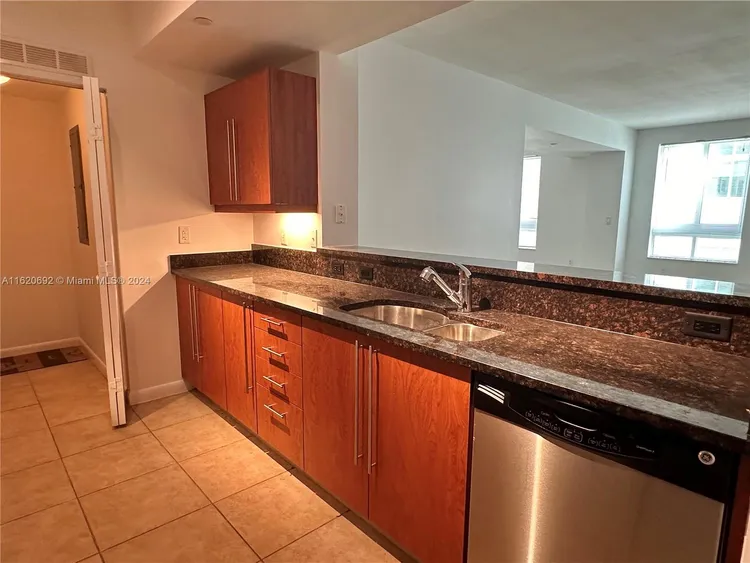 Toscano #602S image #8